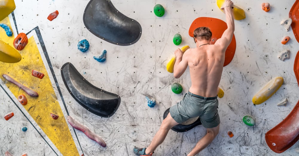 bouldering-on-an-artificial-climbing-wall-2026-01-06-10-54-05-utc